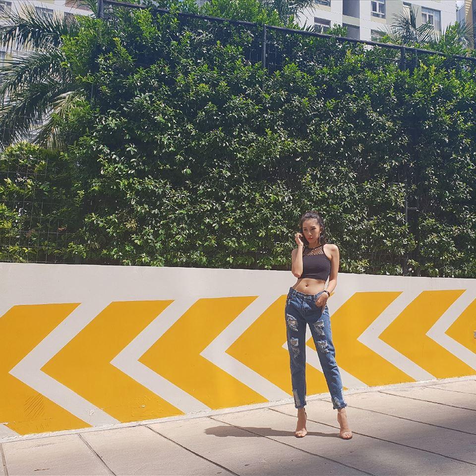 Khoe tài lẻ đàn hát nhưng hotgirl Trâm Anh lại khiến fan chú ý đến đôi gò bồng đảo ngày càng nảy nở thôi-3