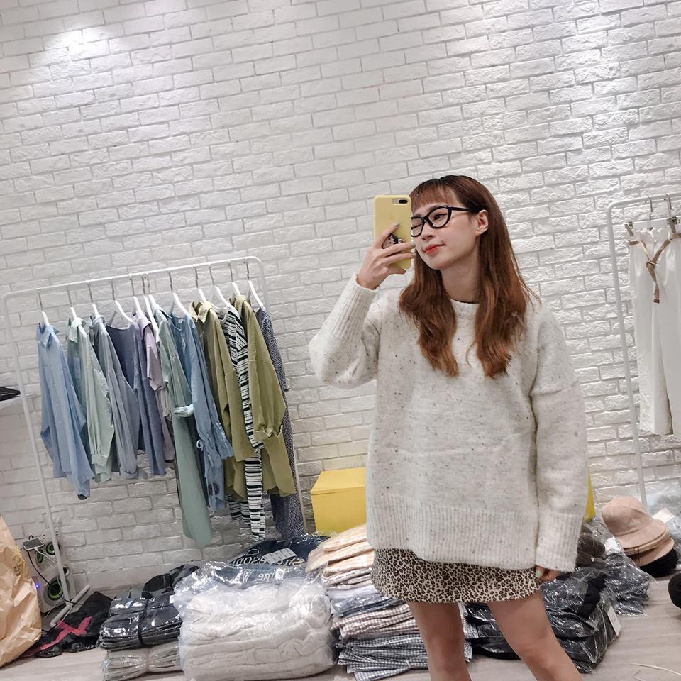 Khoe tài lẻ đàn hát nhưng hotgirl Trâm Anh lại khiến fan chú ý đến đôi gò bồng đảo ngày càng nảy nở thôi-9