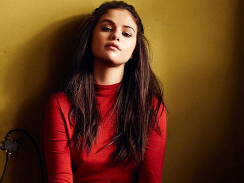 Selena Gomez suy sụp vì chuyện Justin Bieber kết hôn