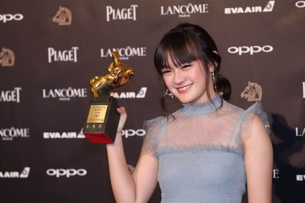 Nhan sắc tuổi 15 của sao nữ được kỳ vọng sẽ vượt mặt Dương Mịch-8