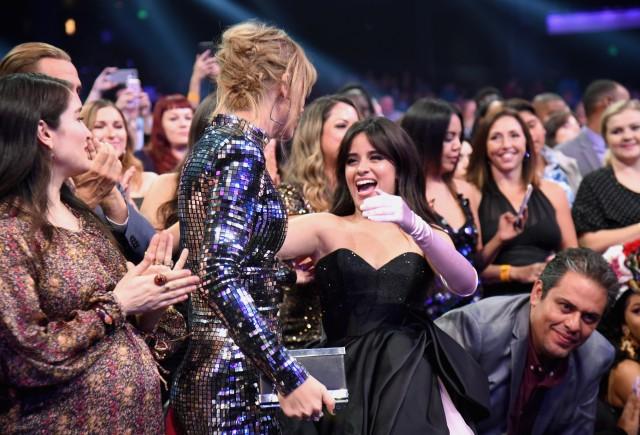 Fan lên thuyền đi thôi - Camila Cabello nguyện là fan suốt đời của Taylor Swift!-2