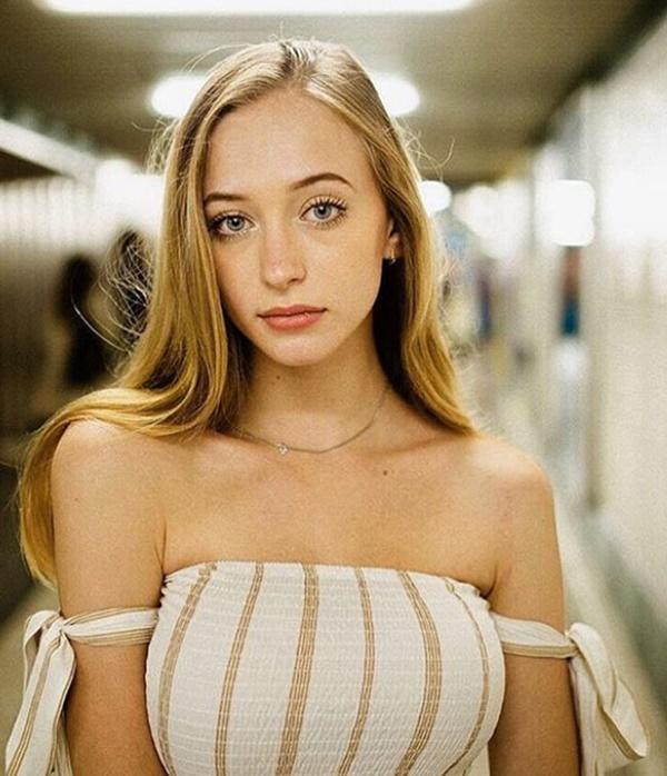 Cô gái Nga nổi tiếng vì mới 17 tuổi đã có thân hình sexy ngạt thở-10