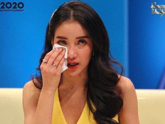 Bi kịch của mỹ nhân Thái Lan khi phát hiện sự thật về mẹ và anh trai