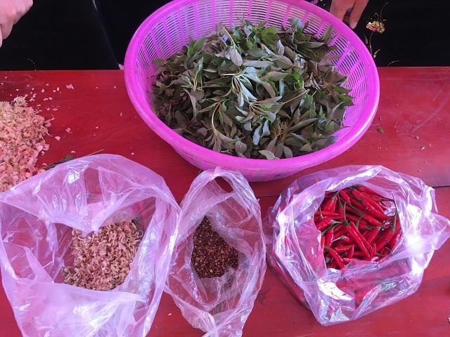 Pa pỉnh tộp - món ăn đốn tim du khách của người Thái Sơn La-2