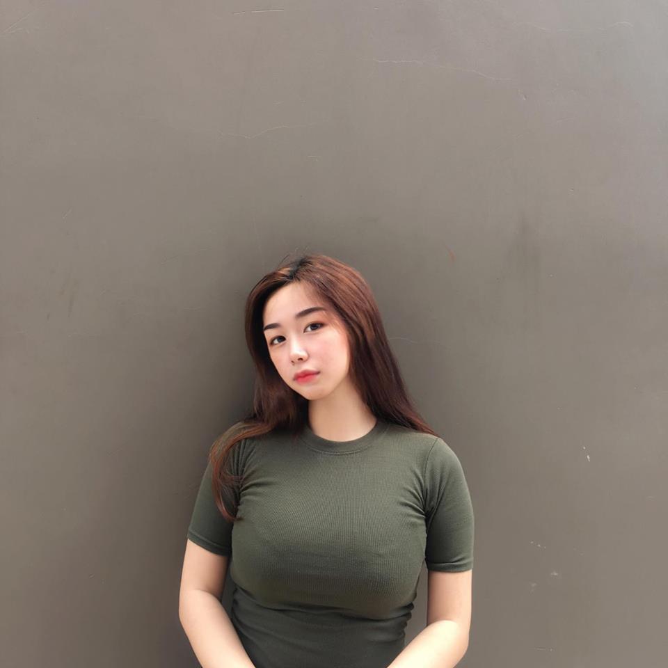 10X cạnh tranh ngôi vị ngực khủng với nữ sinh Hải Dương: Ghét bị so sánh, không có ý định thu nhỏ vòng 1-5