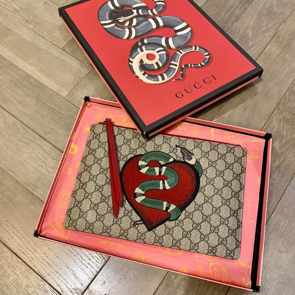 Chỉ lộ một góc tủ đồ đựng túi xách, Hoa hậu Kỳ Duyên khiến fan choáng váng vì trị giá bằng căn hộ sang xịn-10