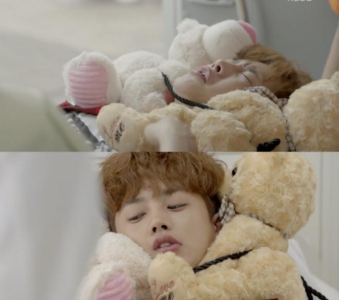 Hài hước cảnh dùng thịt bò để phẫu thuật trong Hậu duệ mặt trời bản Việt-2