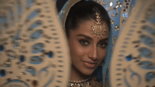 Cô gái được đồn đoán đoạt vương miện Miss Grand International 2018 có dung mạo đẹp tựa tiên nữ giáng trần-2