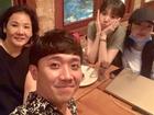 Trấn Thành hẹn hò ăn uống cùng gia đình bà xã Hari Won