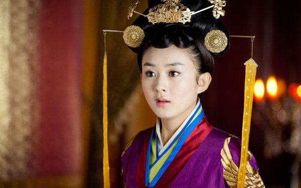 Những tạo hình cổ trang xinh đẹp của Triệu Lệ Dĩnh-9