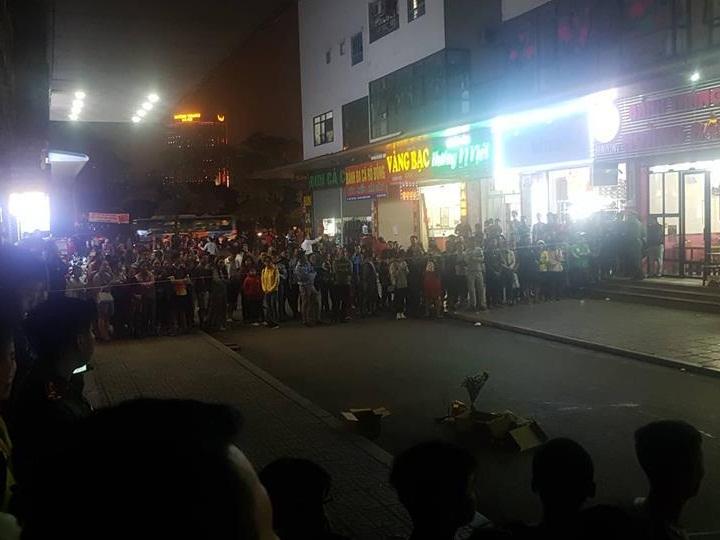 Bé sơ sinh rơi từ chung cư Linh Đàm: Lời khai của người mẹ trẻ vứt con qua khe cửa-4