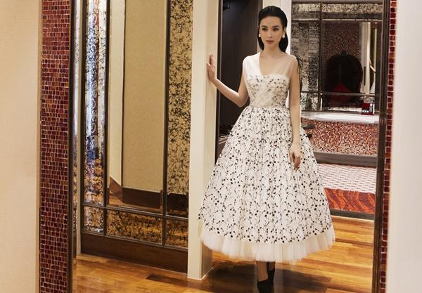 Chẳng cần hở hang, Angela Phương Trinh cứ kín cổng cao tường là đã đủ gây thương nhớ-4