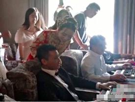 Đến giờ thành hôn, cô dâu tá hỏa khi thấy chú rể đột nhiên biến mất Đến giờ thành hôn, cô dâu tá hỏa khi thấy chú rể đột nhiên biến mất