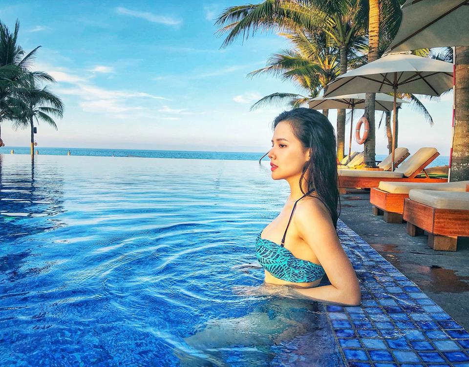 Nhan sắc nóng bỏng của 2 mỹ nhân từ bạn thân thành tình địch trong Yêu thì ghét thôi-6