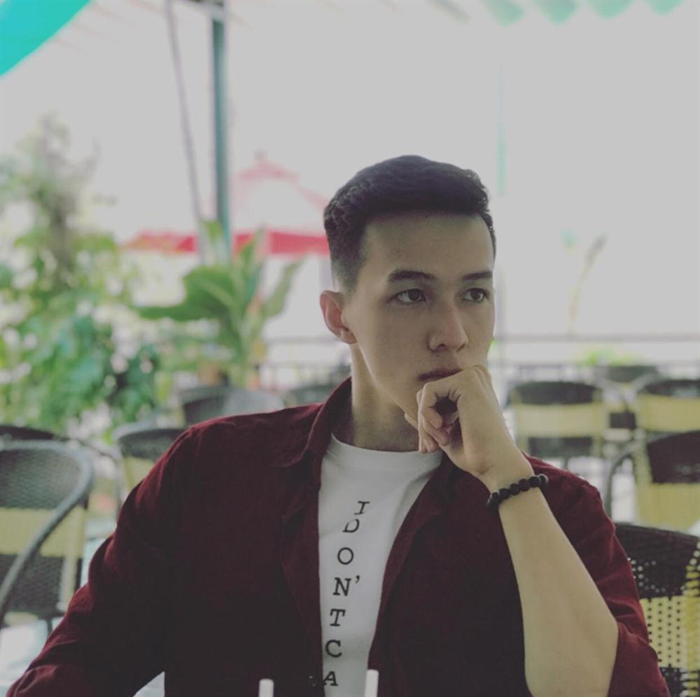 Bác sĩ răng hàm mặt tương lai mang 3 dòng máu, cao 1,86 m-2