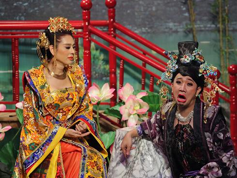 Tiết lộ bí quyết giữ gìn nhan sắc như gái đôi mươi, Lâm Khánh Chi khiến Trấn Thành khóc thét