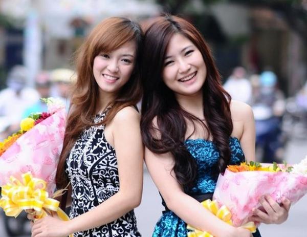 Hoạt động nghệ thuật bao năm, giờ người ta mới biết, những sao Việt này có họ hàng với nhau-7