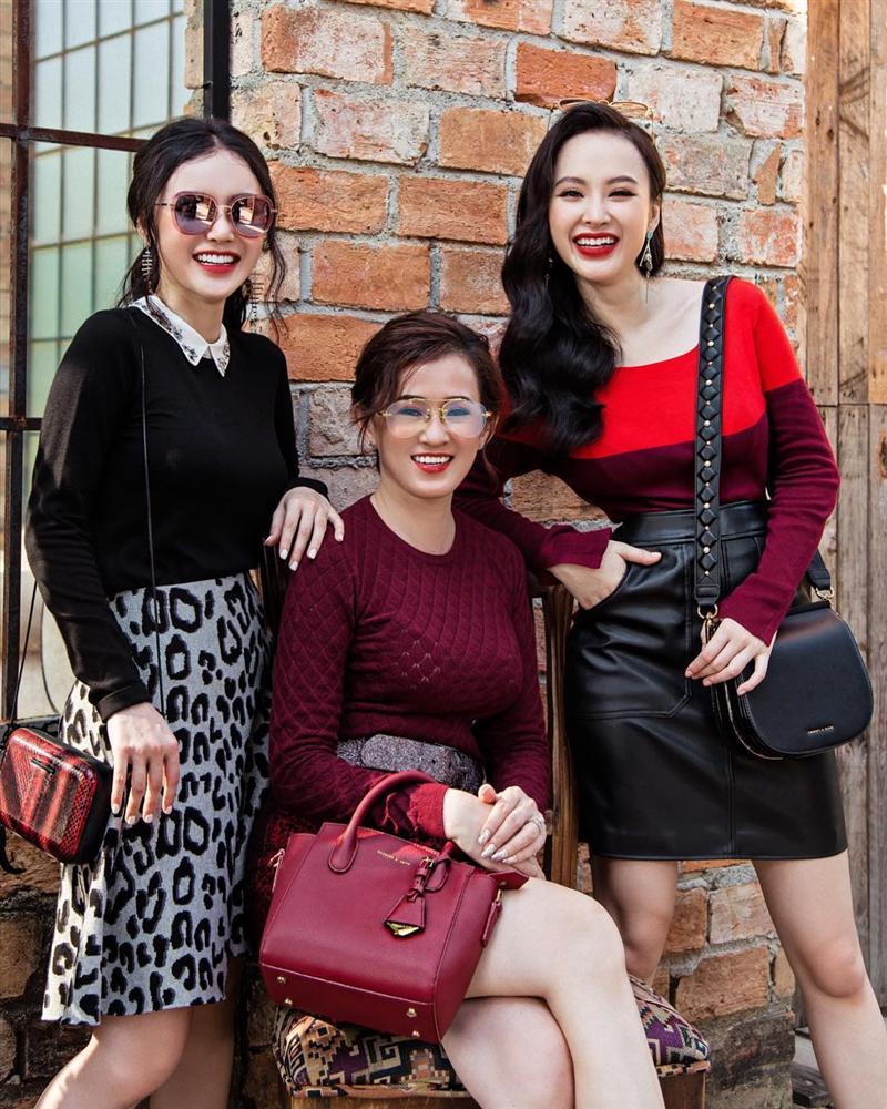 Có ai tin nổi đây là mẫu hậu của Angela Phương Trinh trong bức ảnh trẻ như bạn của con gái-1