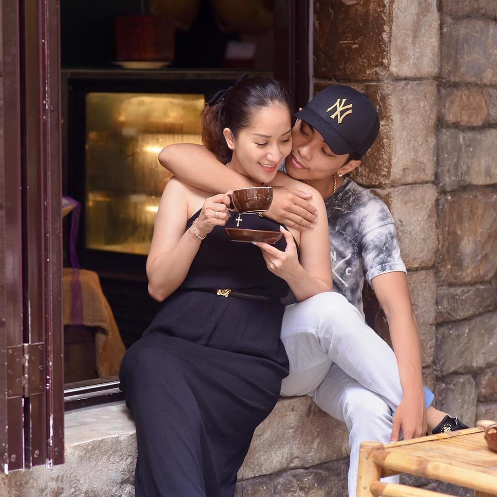 Có ai tin nổi đây là mẫu hậu của Angela Phương Trinh trong bức ảnh trẻ như bạn của con gái-8