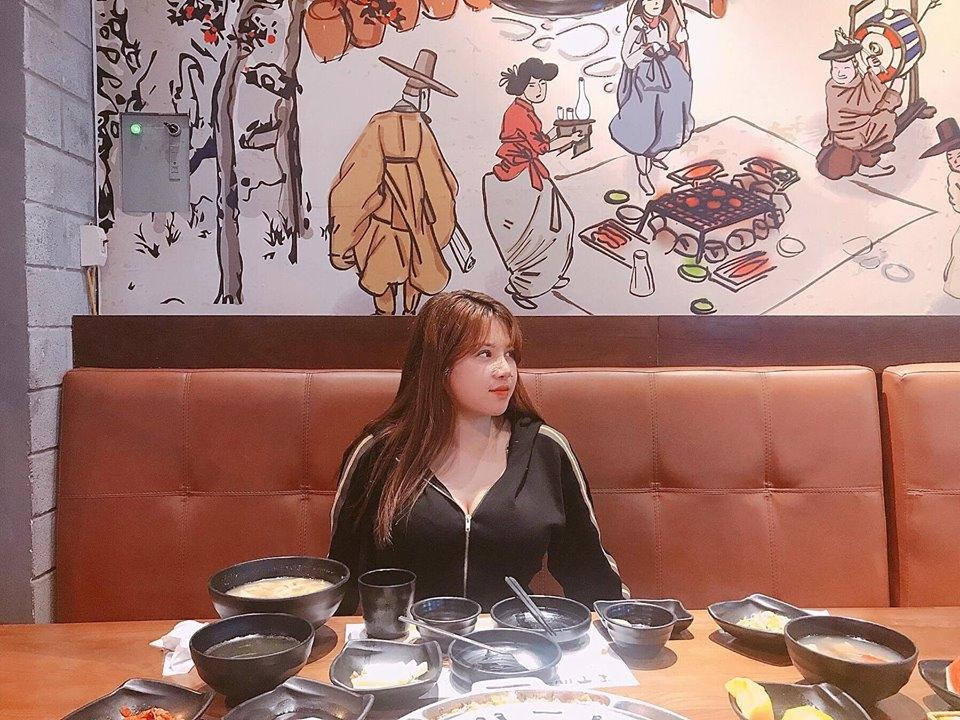 Hút mỡ rồi đến nâng mũi và đây là hình ảnh lột xác choáng váng người nhìn của nữ sinh ngực khủng ở Hải Dương-9