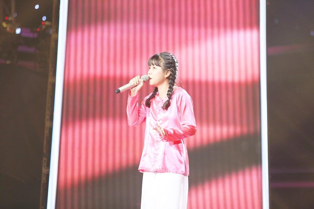 Bảo Anh xúc động khi nghe thí sinh hát hit của Hồ Quang Hiếu-9