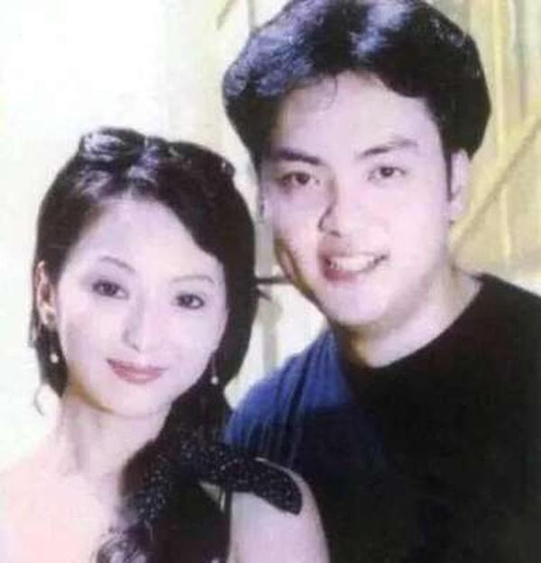 Tiêu Kiếm Hoàn Châu Cách Cách: Vang danh một thuở, cô độc khi đã U50-2