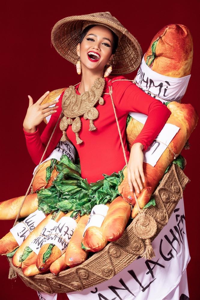 Không phải sốt ruột chờ nữa, HHen Niê chính thức công bố quốc phục nét căng tại Miss Universe 2018-3