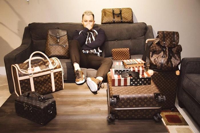 Suốt ngày diện đồ đôi tình tứ, showbiz Việt có ai thân thiết như cặp ông bầu Vũ Khắc Tiệp - gà cưng Ngọc Trinh-3