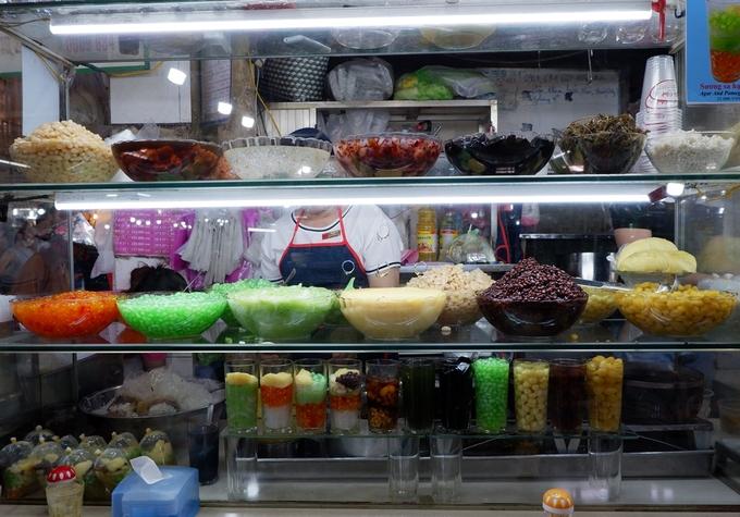 Đủ thứ chè ngon khi lang thang ở thành phố không ngủ - Sài Gòn-1