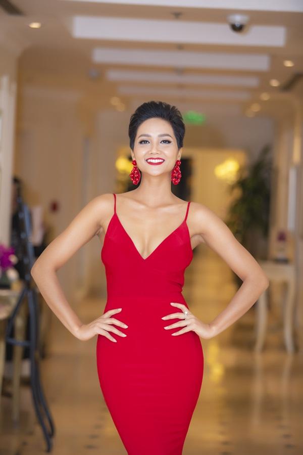 Hoa hậu HHen Niê: Tôi không loay hoay mà đang tự trải nghiệm để tìm vẻ đẹp phù hợp nhất-2