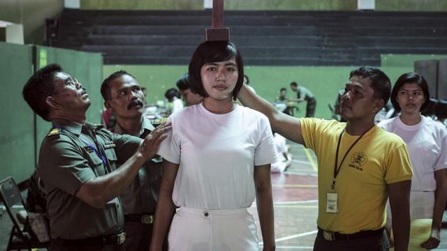 Nỗi ám ảnh kiểm tra trinh tiết của nữ cảnh sát Indonesia-1