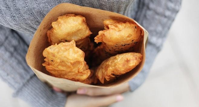 Những món ăn vặt ở Hà Nội lại lên ngôi khi trời se lạnh-7