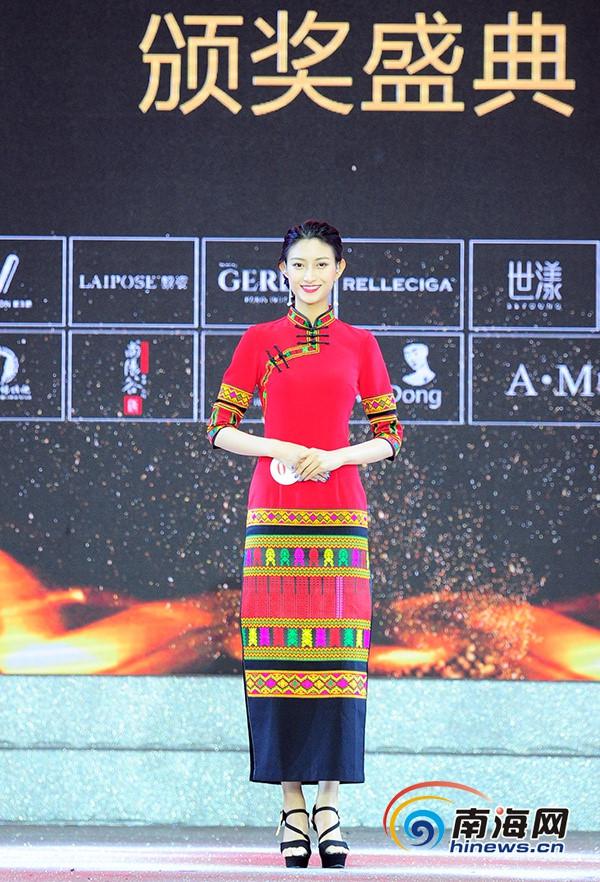 Tân Hoa hậu Thế giới Trung Quốc bị chê kém sắc-2