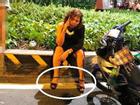 Vụ nữ tài xế lái BMW gây tai nạn Hàng Xanh: Đừng có đổ lỗi tại chiếc giày!