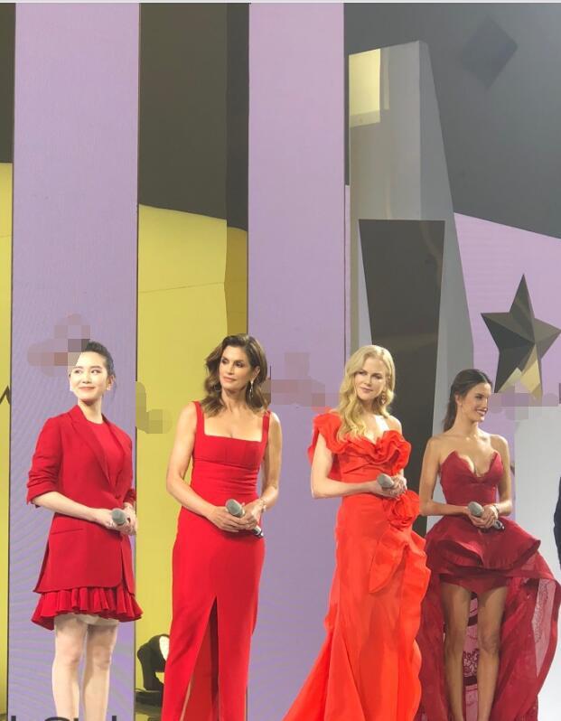 Tin vui làng Hoa ngữ: Nhược Hy Lưu Thi Thi lộ vòng 2 lớn, mang song thai sau 3 năm kết hôn-2