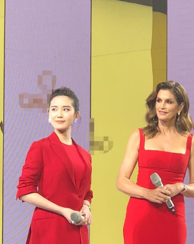 Tin vui làng Hoa ngữ: Nhược Hy Lưu Thi Thi lộ vòng 2 lớn, mang song thai sau 3 năm kết hôn-4