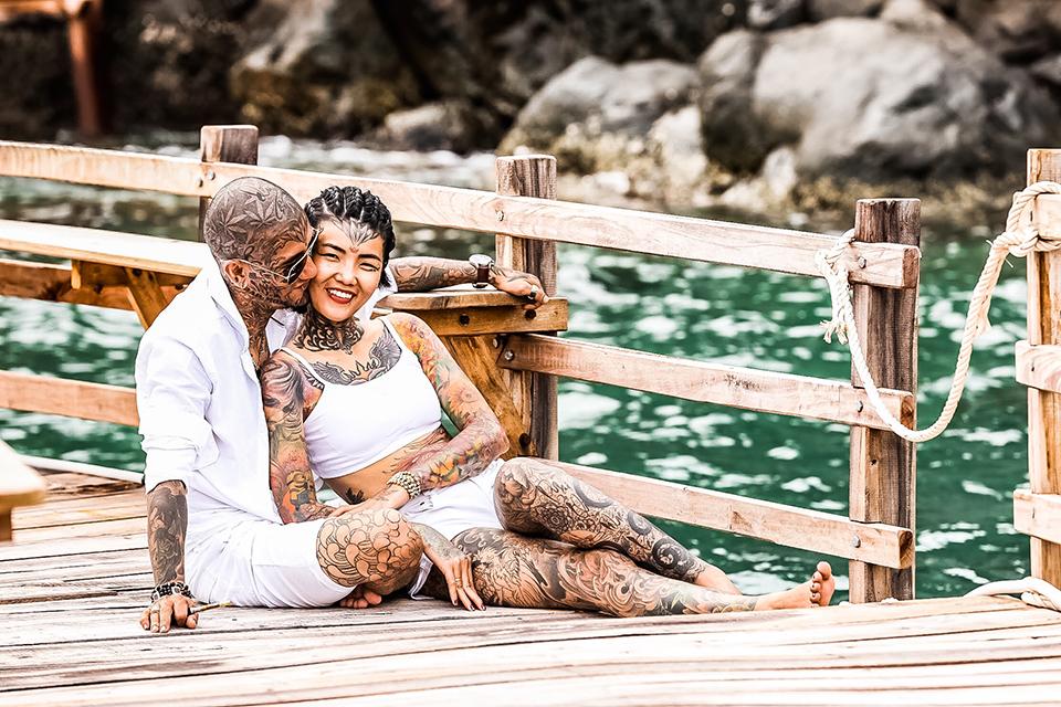 Cặp đôi Sài thành gây sốt với bộ sưu tập hình xăm kín đặc trên người-1