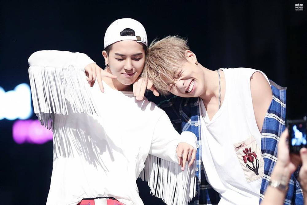 Ca khúc Kpop có ca từ, tiêu đề dung tục: Vừa ra mắt là dính lệnh cấm-2