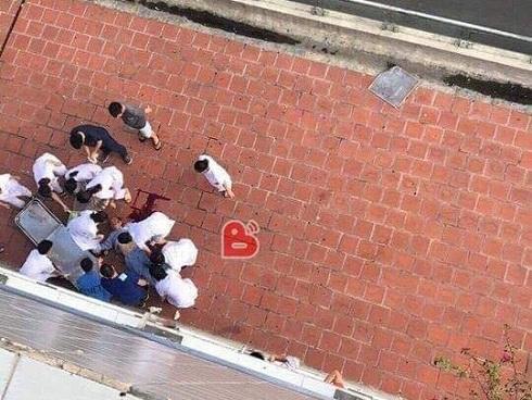 Lao qua cửa sổ tầng 6 bệnh viện xuống đất tử vong