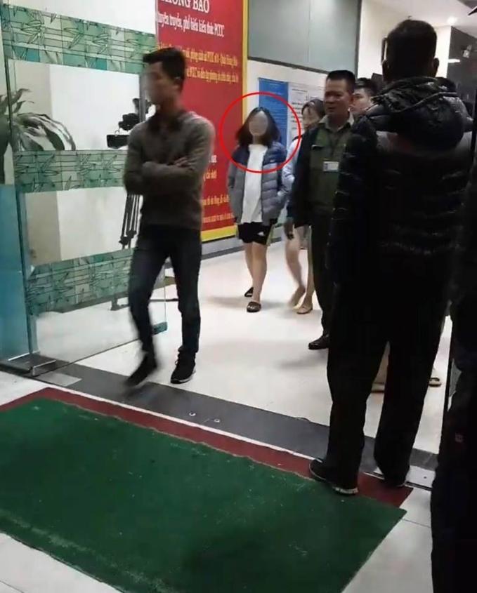 Vụ đứa bé bị mẹ ném từ tầng 31 xuống đất: Bố đứa trẻ có gia thế khủng, hào hoa có tiếng-5