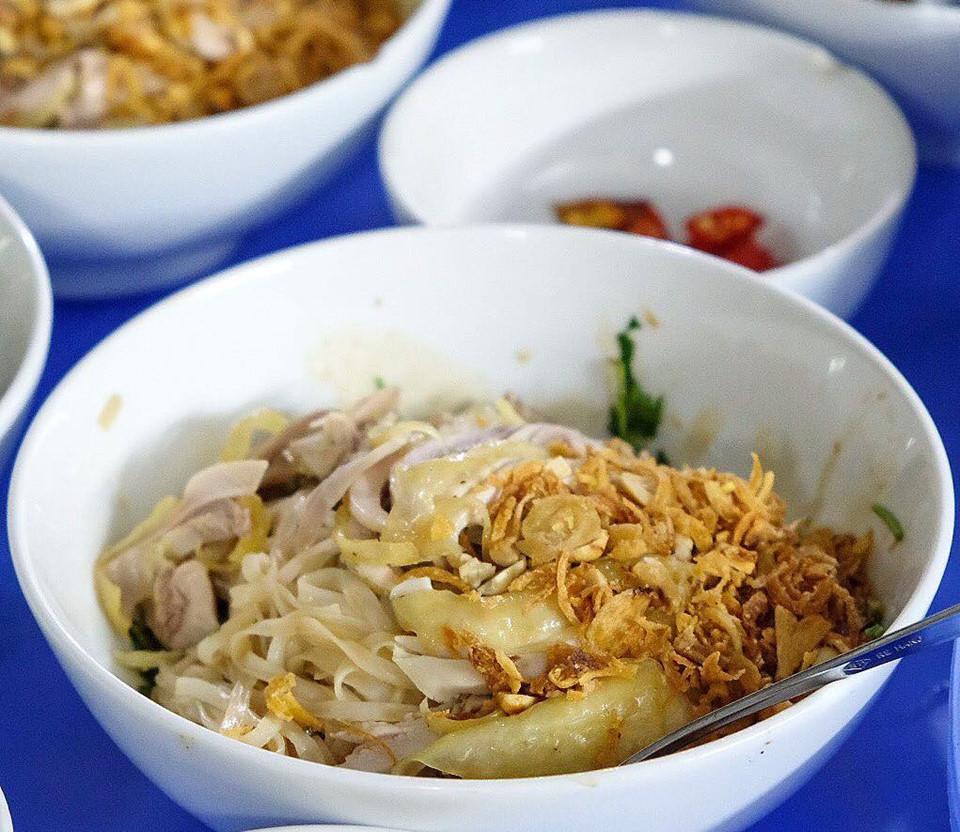 Mò mẫm 8 quán ăn đêm ngon bổ rẻ giữa lòng Hà Nội-10