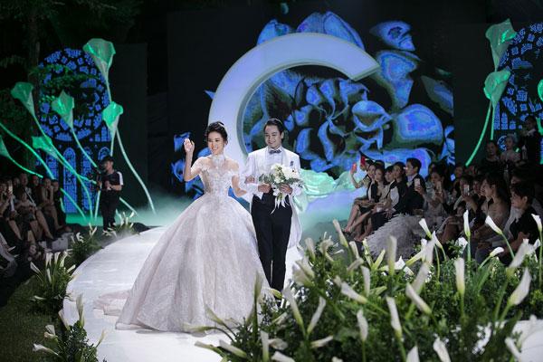 Mãn nhãn với show váy cưới của NTK Phương Linh-3