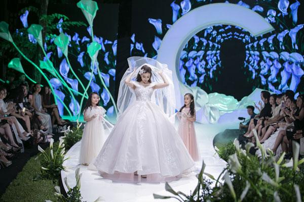 Mãn nhãn với show váy cưới của NTK Phương Linh-9