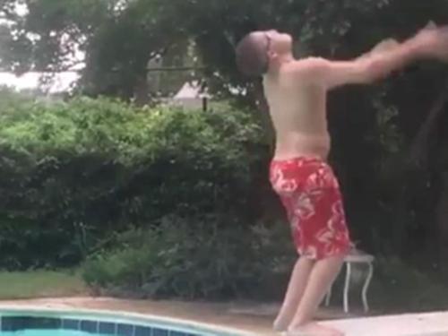 Những pha troll siêu thốn trong lễ hội Halloween-1