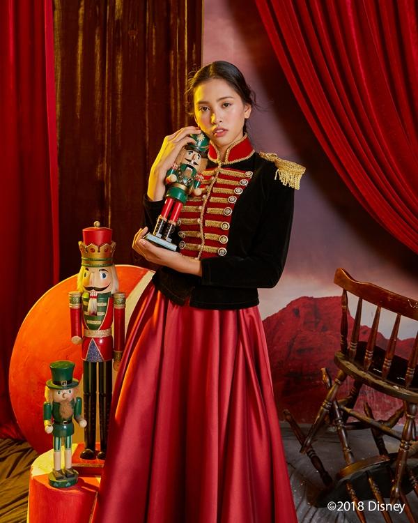 Hoa hậu Tiểu Vy hóa công chúa kiêu sa trong bom tấn mới của Disney-6