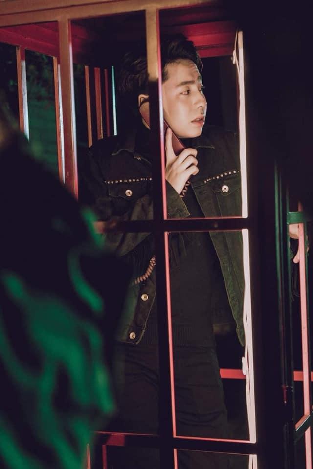 Chi Pu lột xác trong clip 10 giây khoe vẻ đẹp sexy khó cưỡng khi diện váy xẻ táo bạo-5