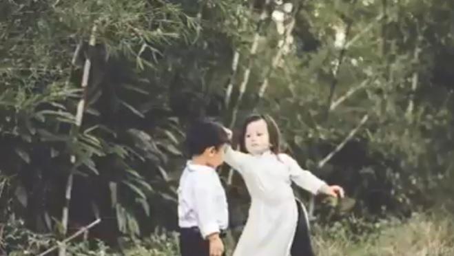 Fan Mỹ Tâm rụng rời với hình ảnh cưng không để đâu cho hết trong version nhí Đừng hỏi em-4