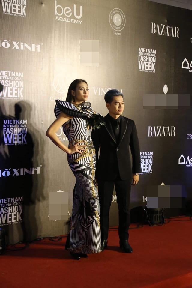 Khai mạc VIFW: Võ Hoàng Yến - Nam Trung làm nóng sàn runway - Lan Khuê tái xuất lần đầu sau kết hôn-1