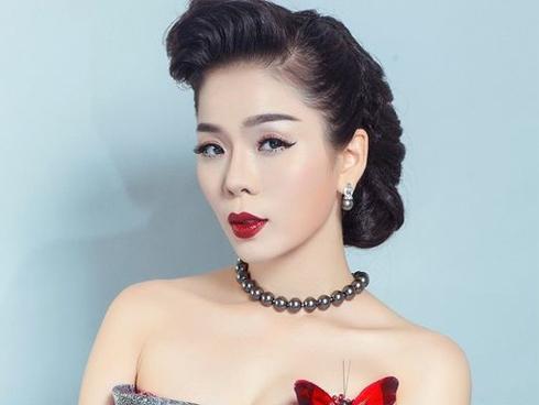 Cận cảnh gương mặt khác lạ khó nhận ra của Lệ Quyên sau khi tháo sụn mũi vì biến chứng hoại tử-8