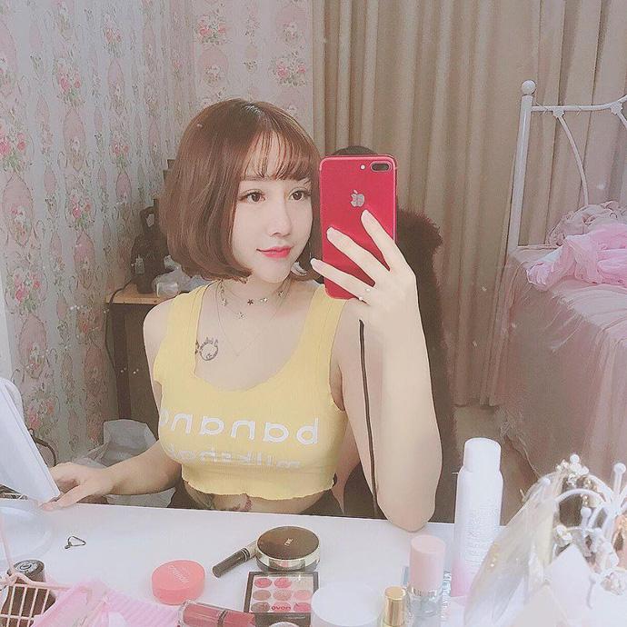 Đăng ảnh tái xuất sau khi lộ gương mặt sưng phù, hotgirl làng game Kiều Anh Hera gây xôn xao vì quá xinh và gợi cảm-7